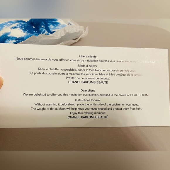 Chanel meditation eye cushion - Picture 4 of 7